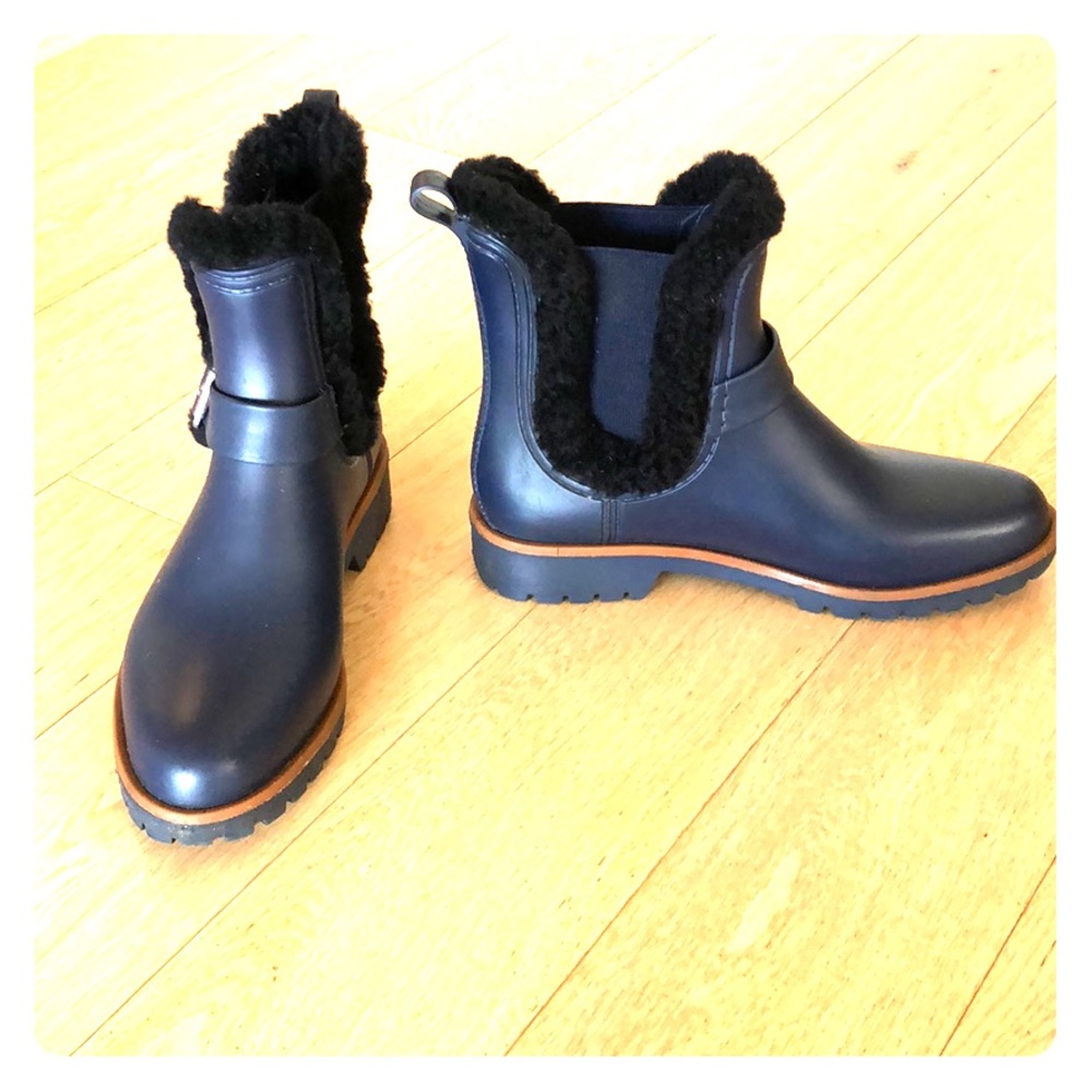 Bernardo rubber rain boots with faux fur detail